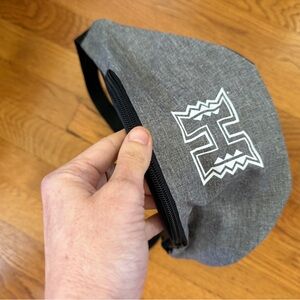 BNWOT - UH Fanny pack